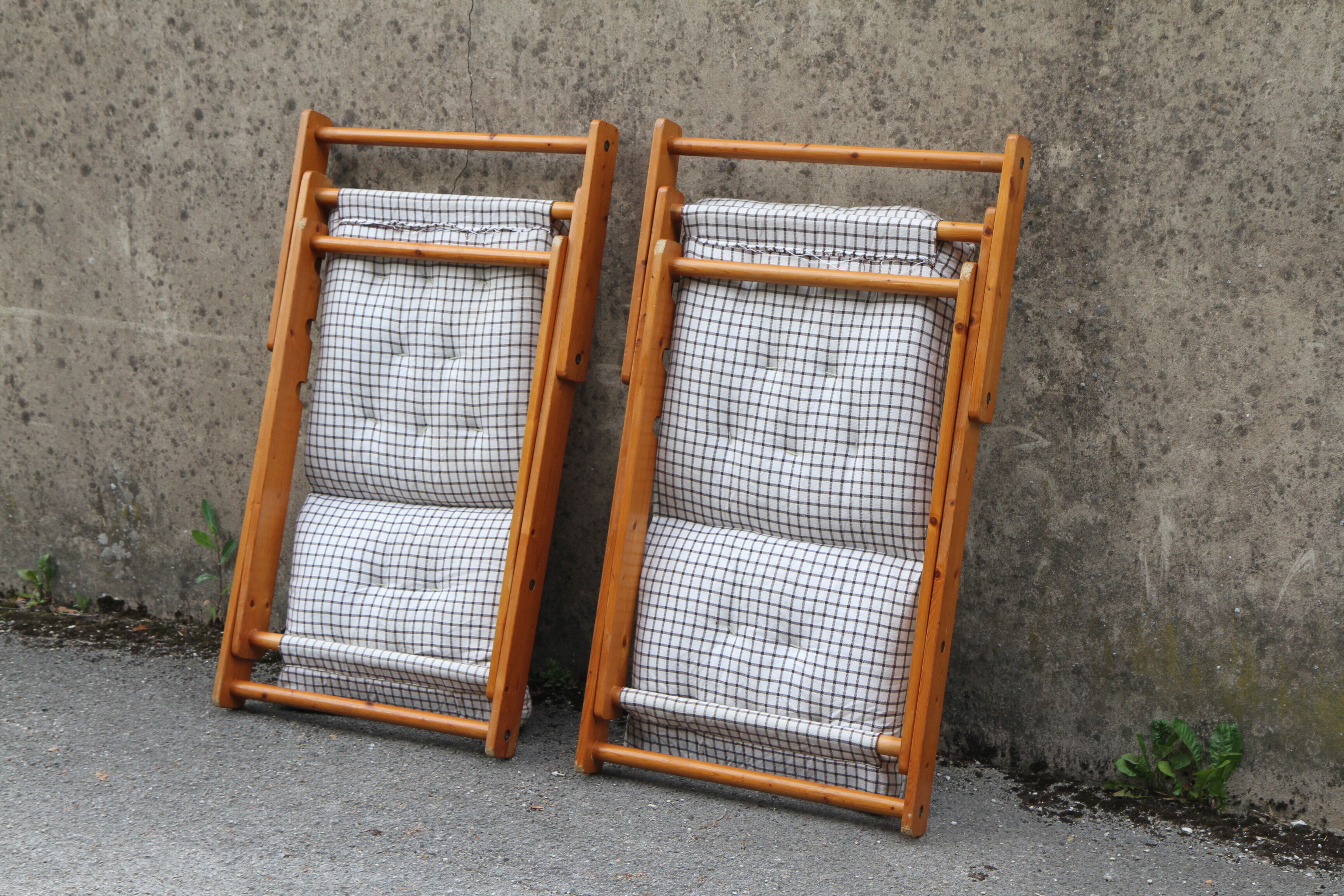 Kontiki chairs by Gillis Lundgren from the 1970s