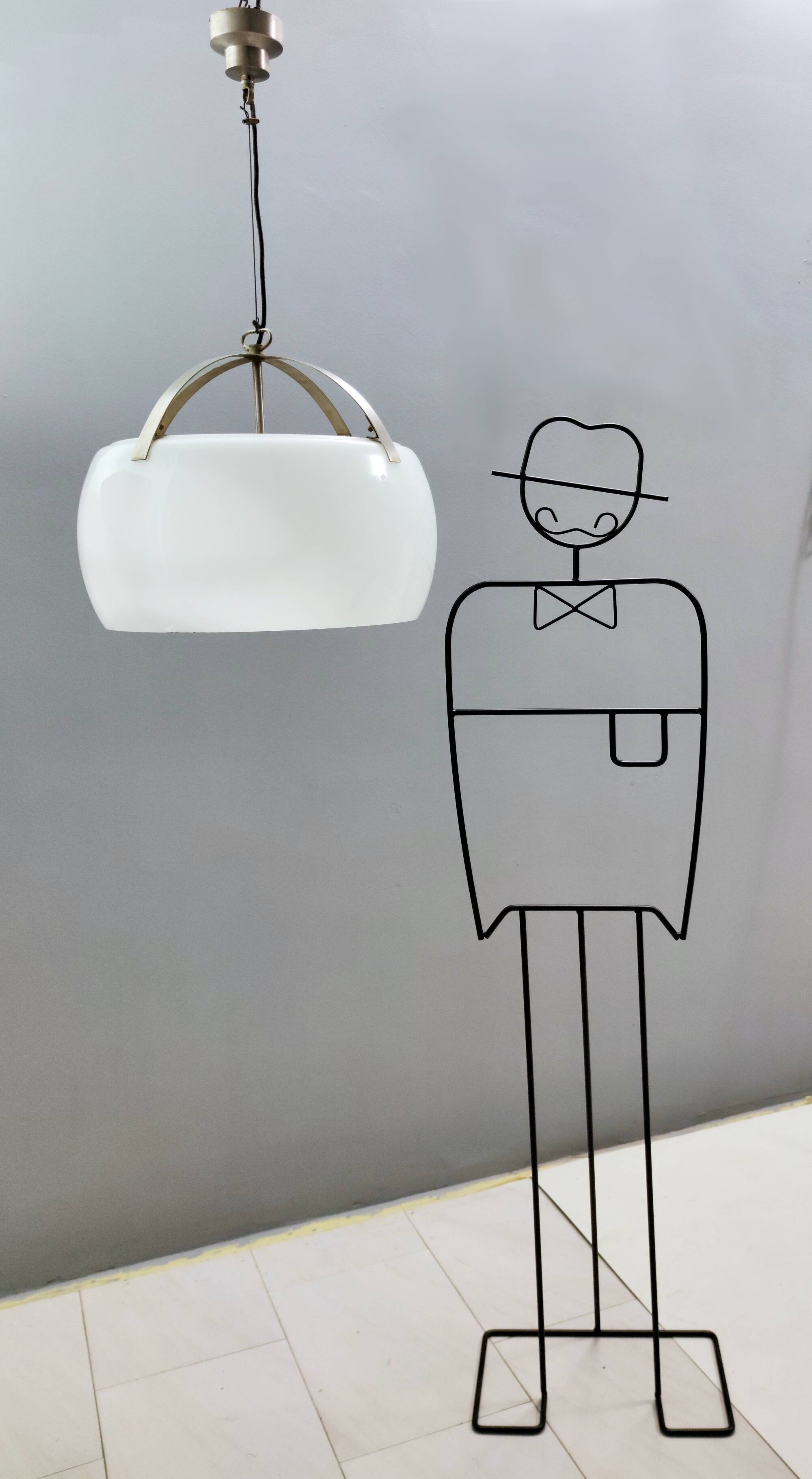 White Hanging Lamp "Omega" by Vico Magistretti for Artemide, 1962