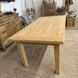 Solid oak table with extensions