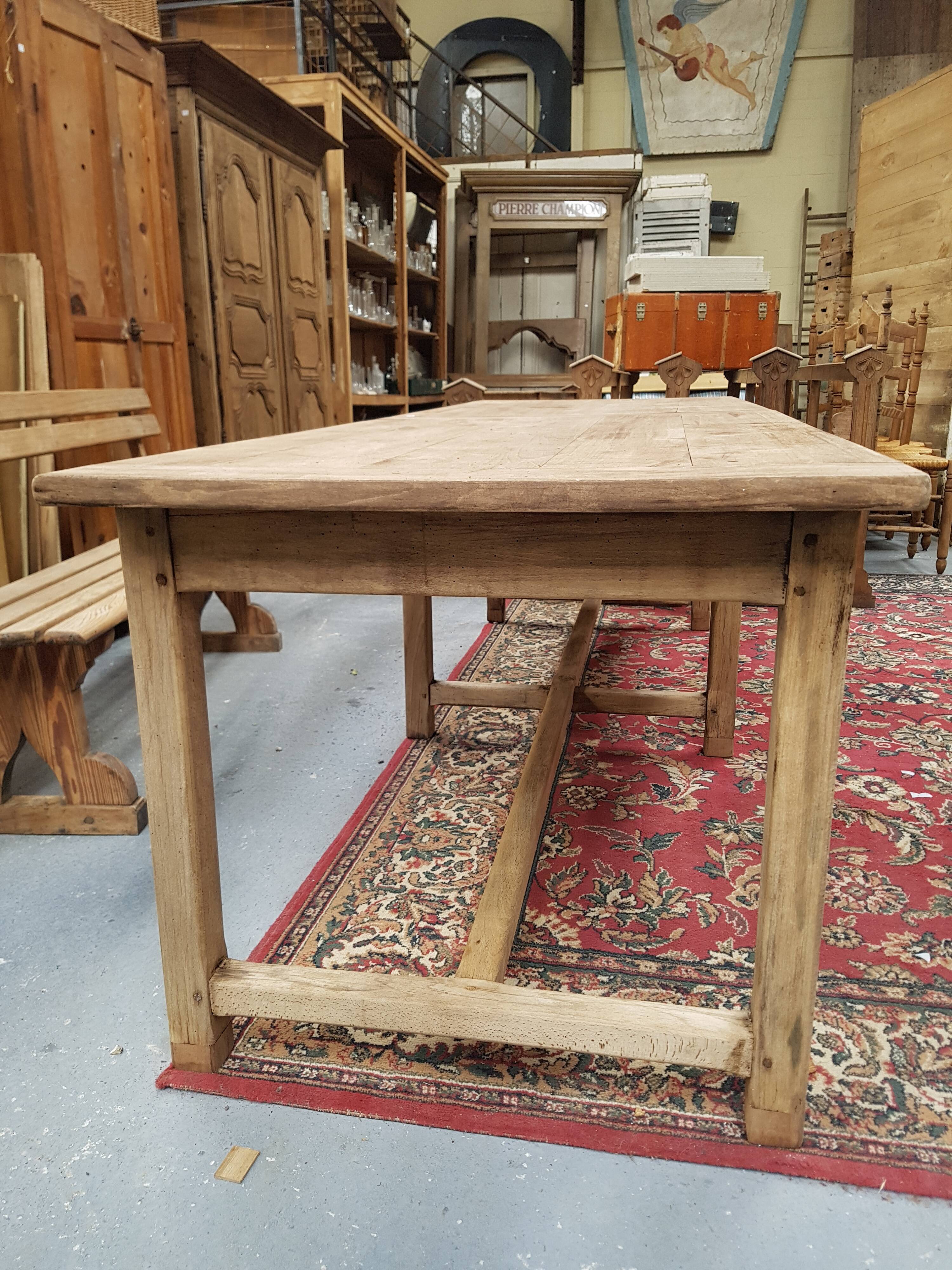 Table de ferme