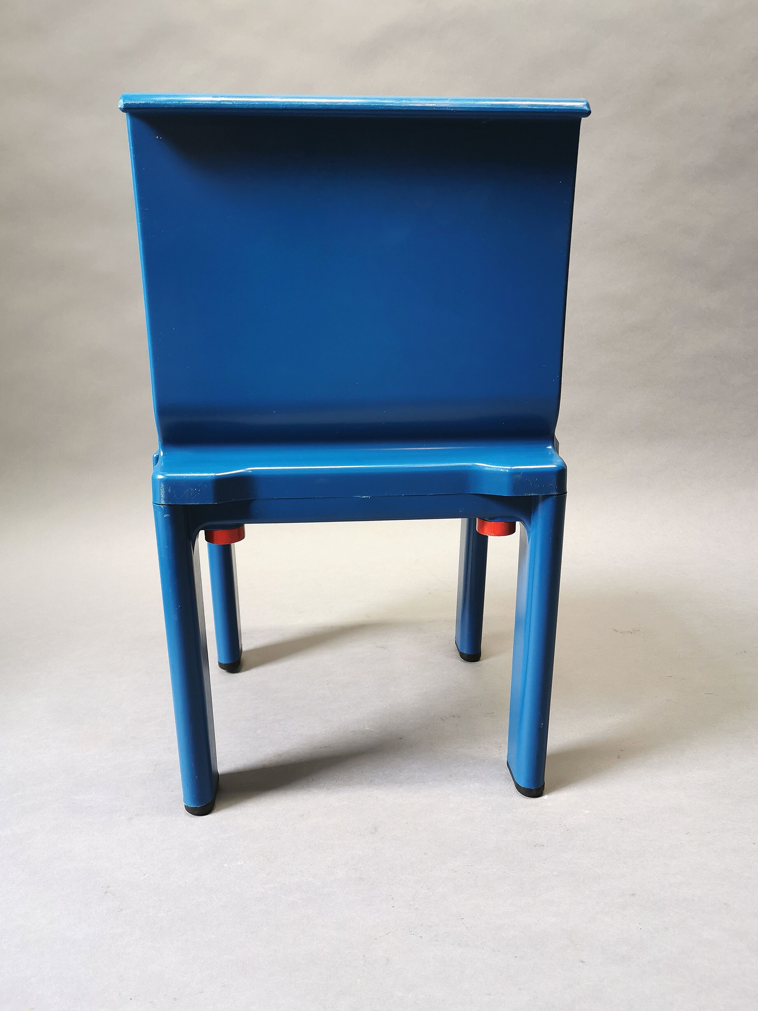 Blue chair and bench child kartell 70s