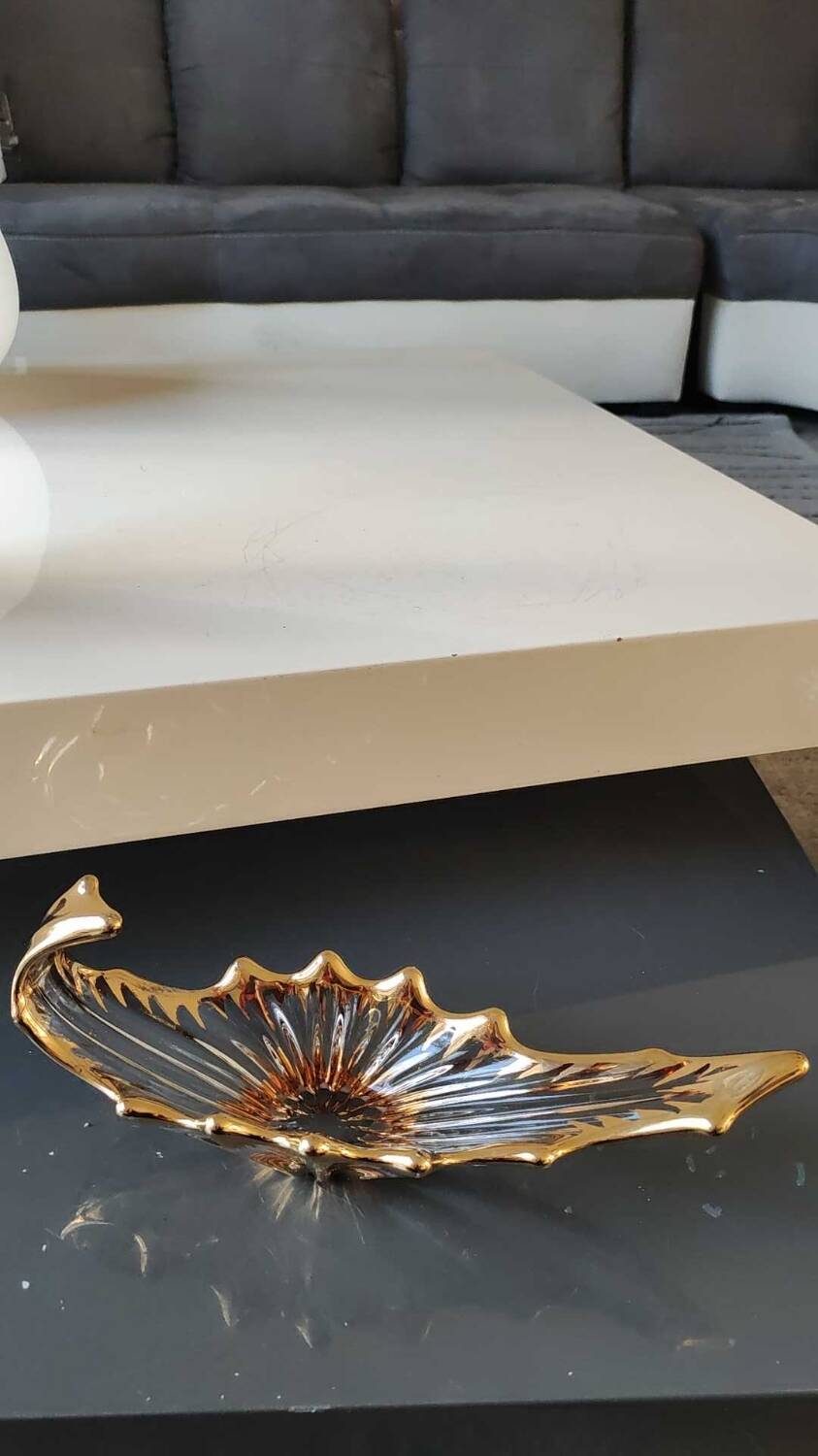 Empty Pocket/Decorative Bowl/Royal Bayel Crystal. 18k gold highlights.