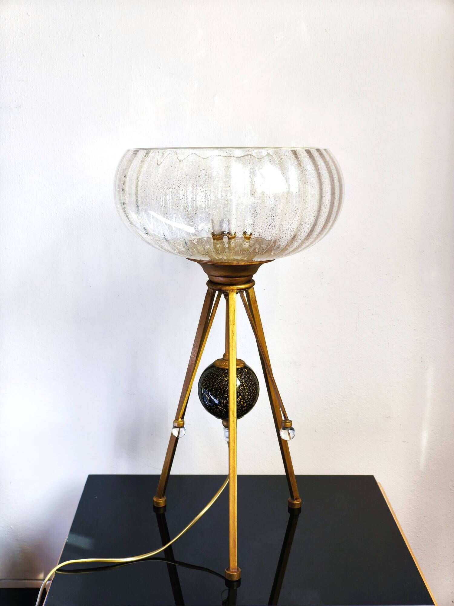 Lampe tripode italienne vintage Gallo en verre à inclusions dorées