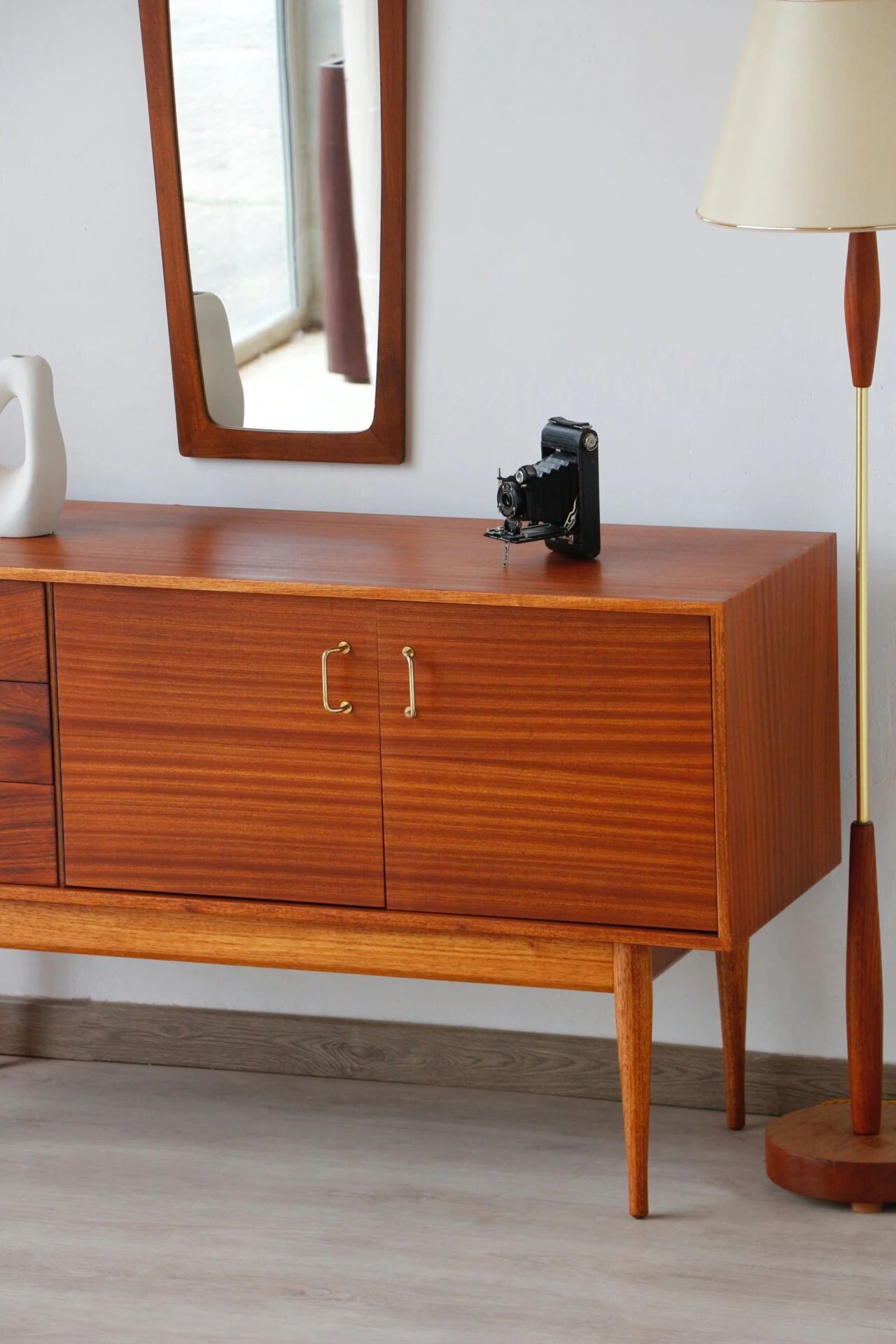 Rosewood mahogany enfilade Uniflex (1960) – Vintage furniture