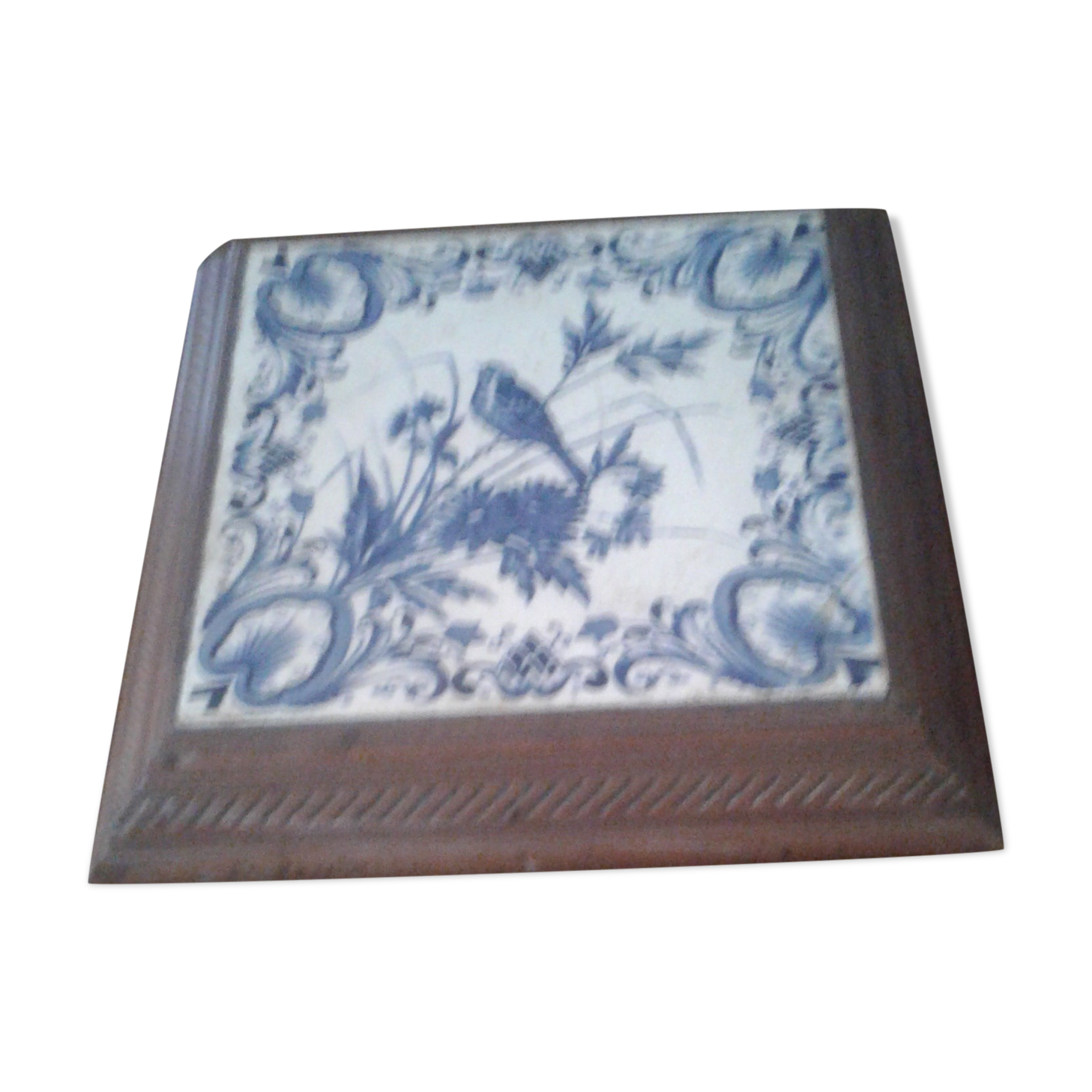 Underside of flat pattern musical bird art deco