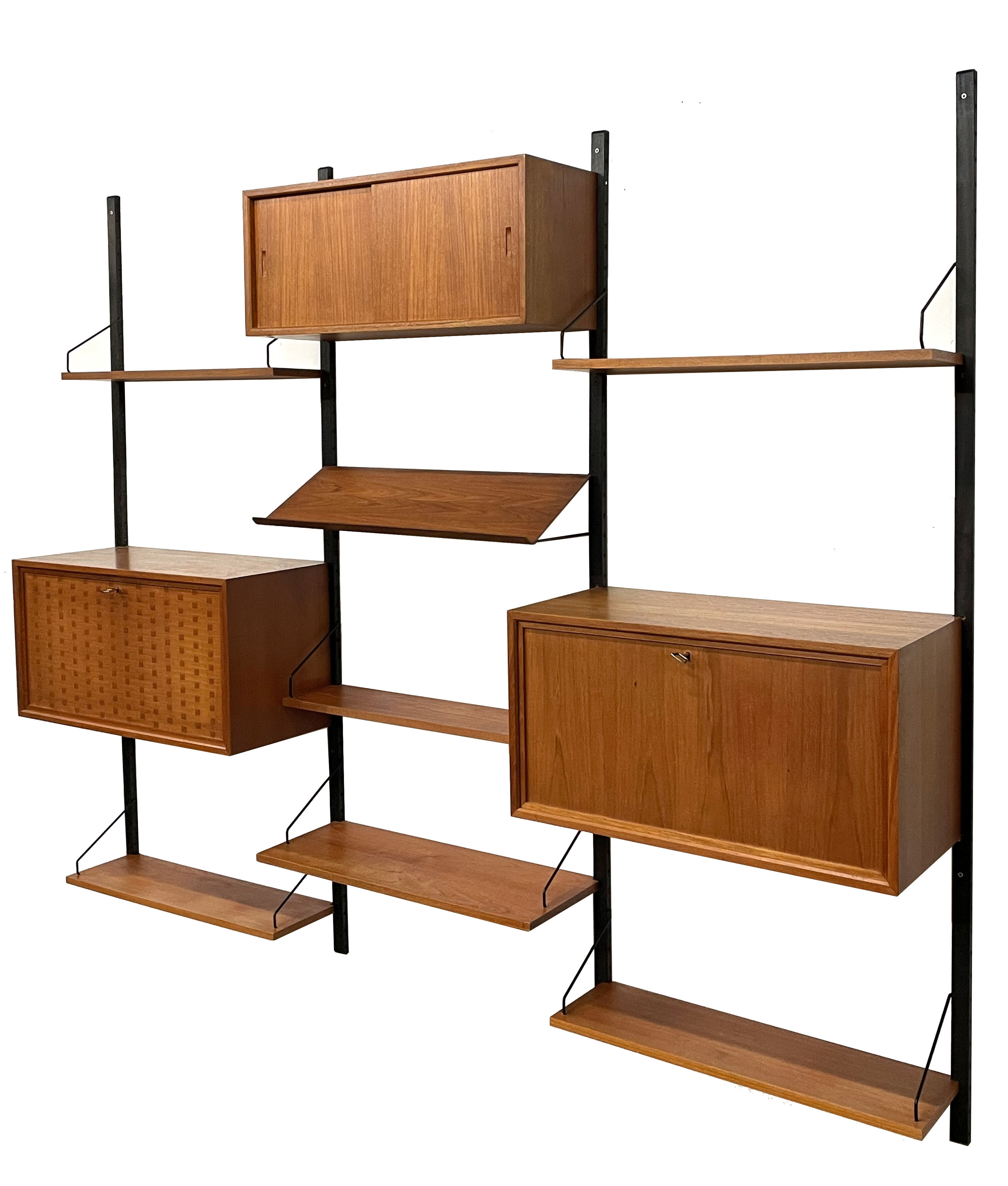Vintage Poul Cadovius Royal System wall system wall unit