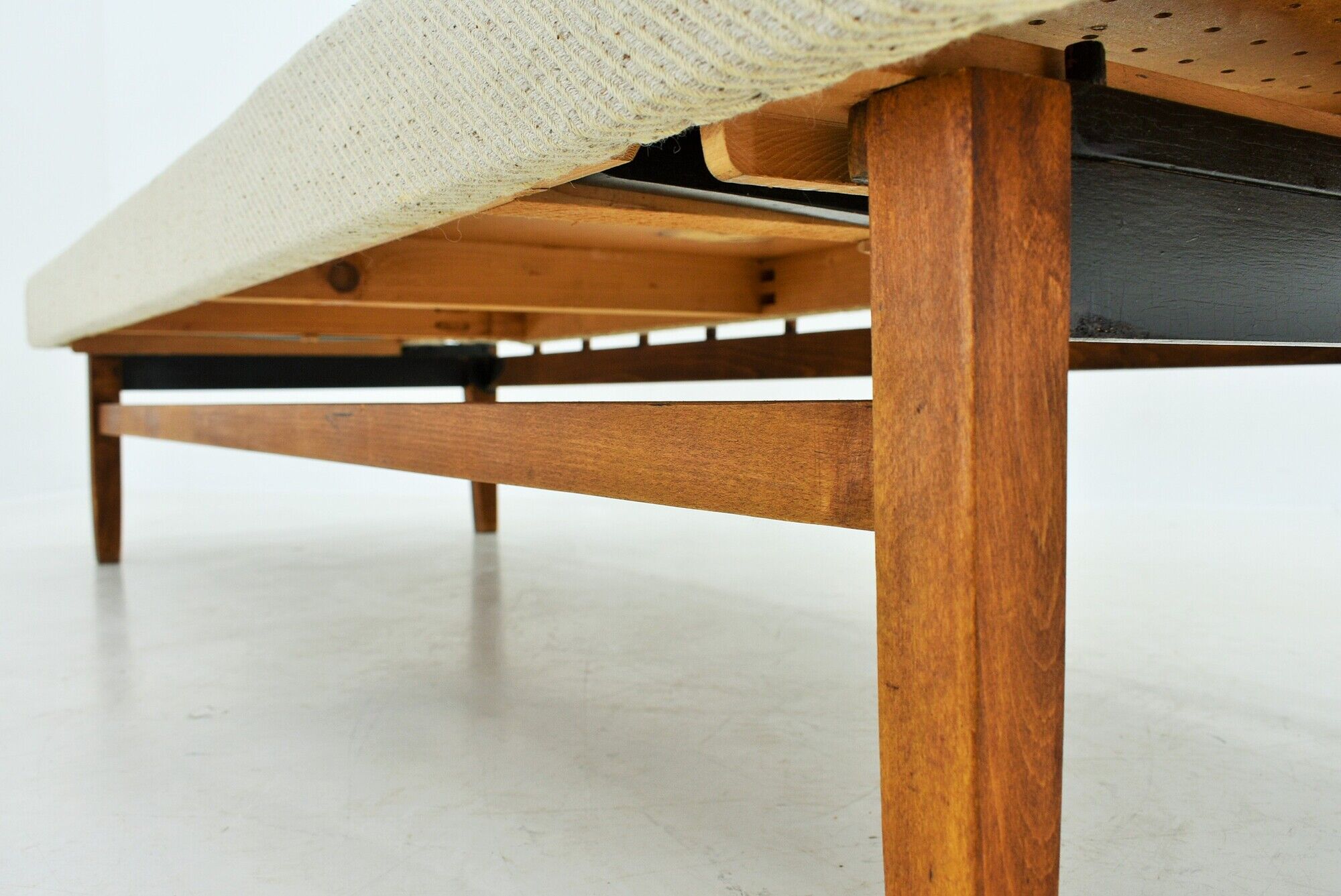 Mid-Century Sofa / Daybed Designed by Miroslav Navratil, 1960s