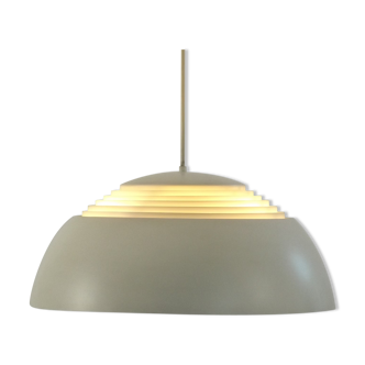Arne Jacobsen suspension