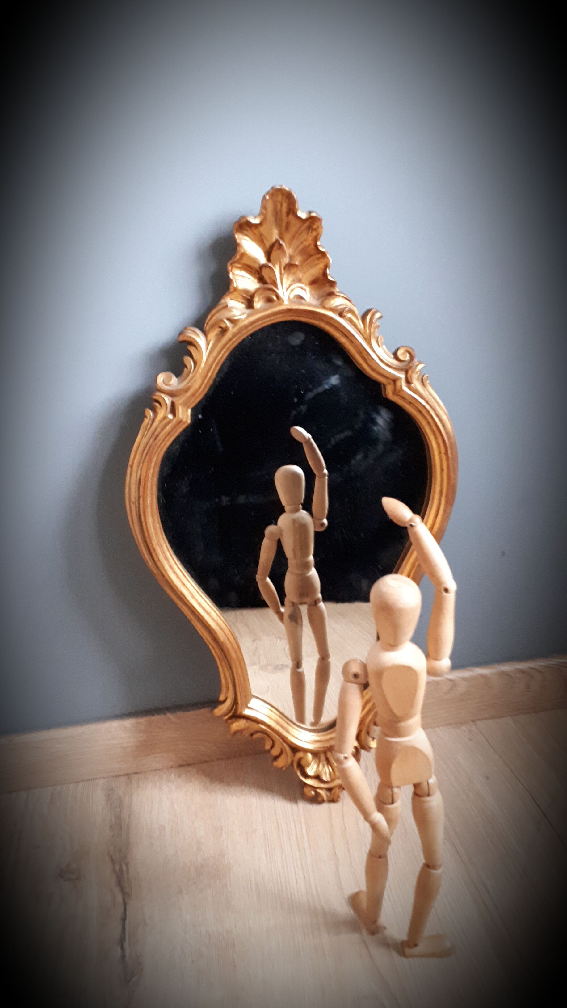 Baroque golden mirror