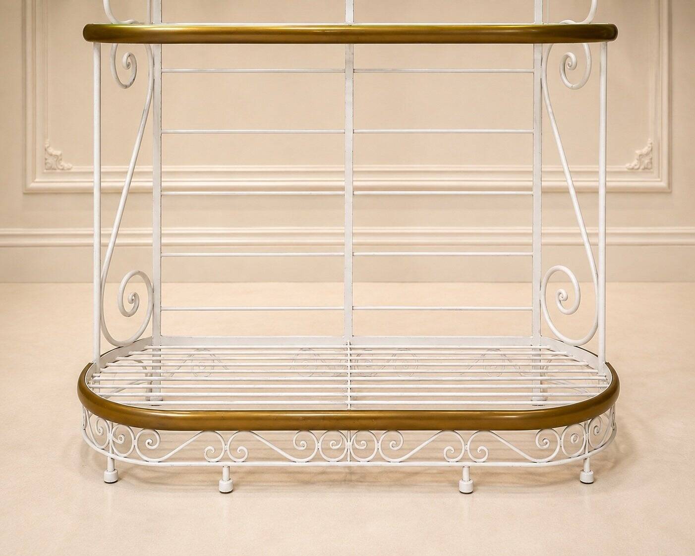 Baker's Shelf – Belle Époque Style – White Lacquered Iron and Brass