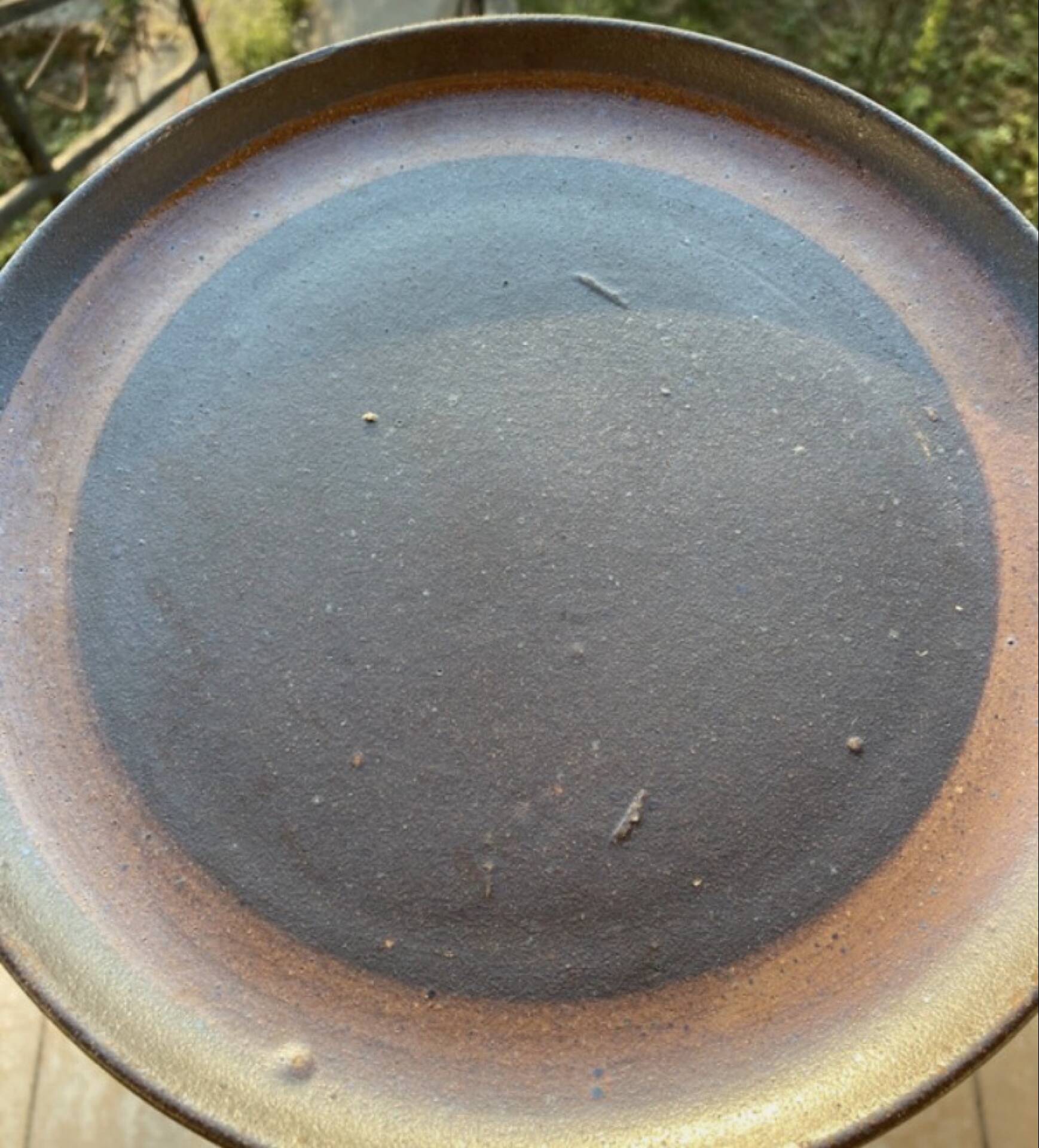Raw organic flat plates Gre du Marais
