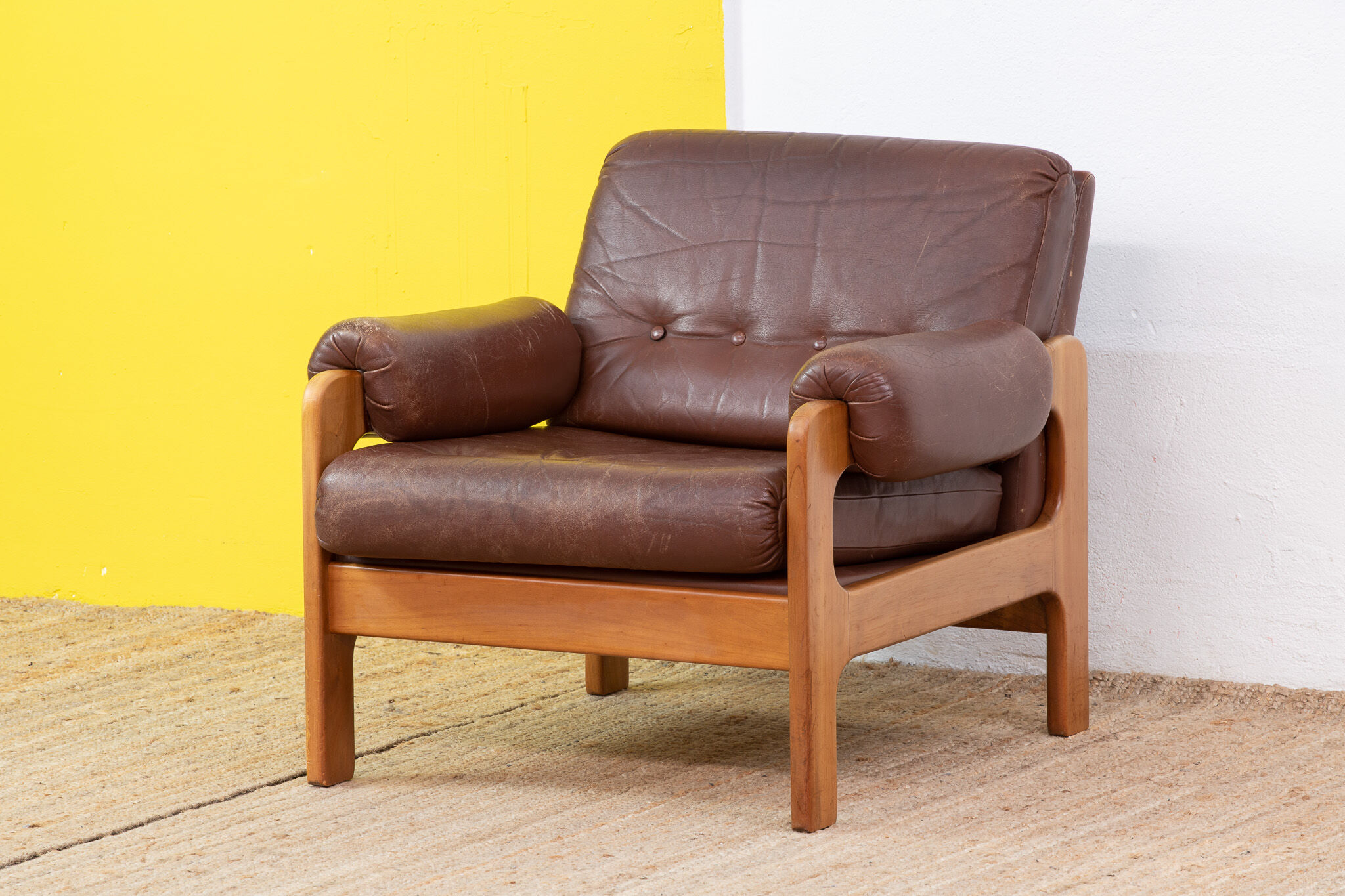 Fauteuil Scandinave Vintage – 80 cm