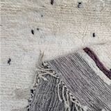 Magnificent handcrafted rug 250cm x 150cm