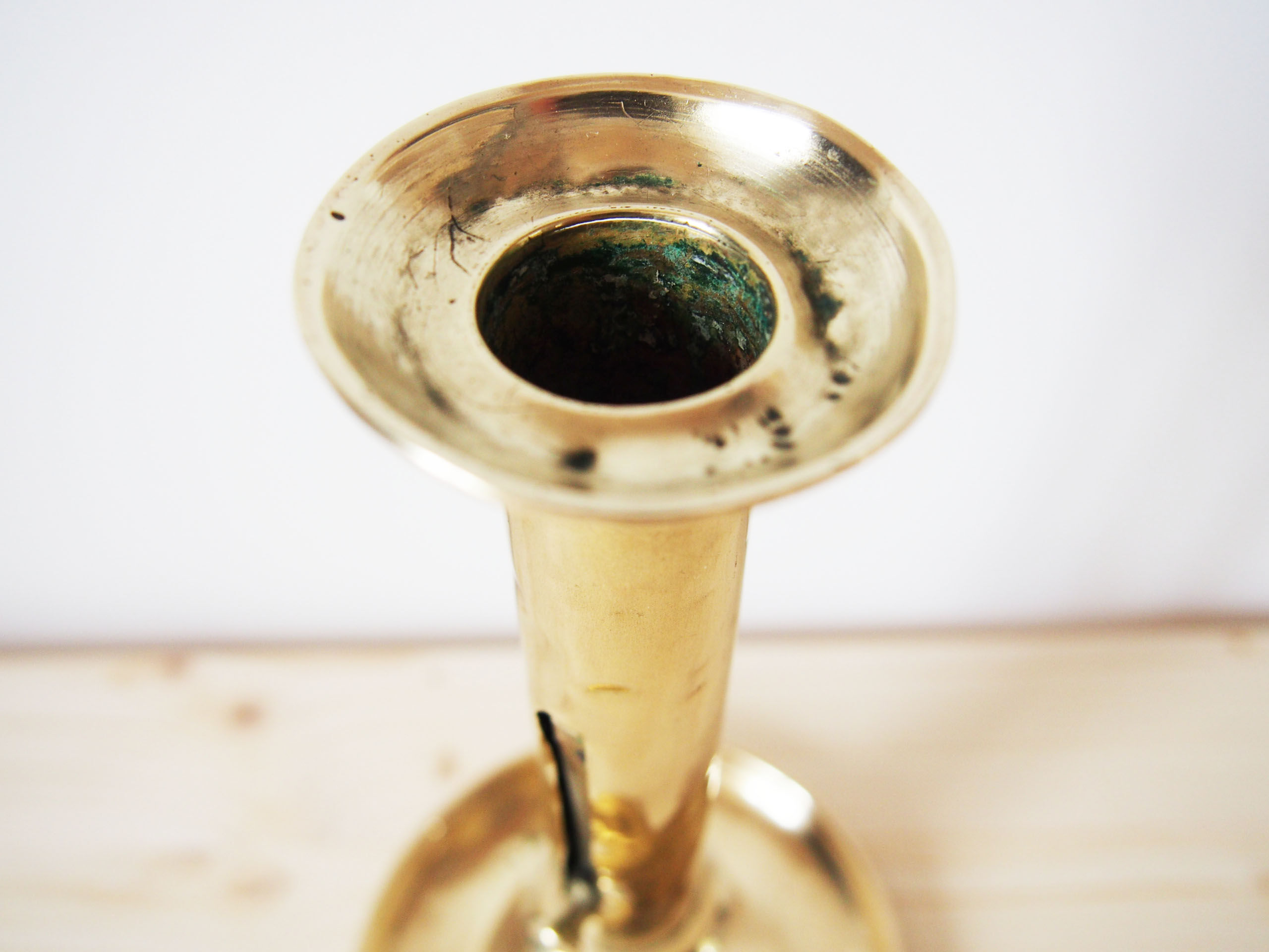 Brass candlestick with pusher