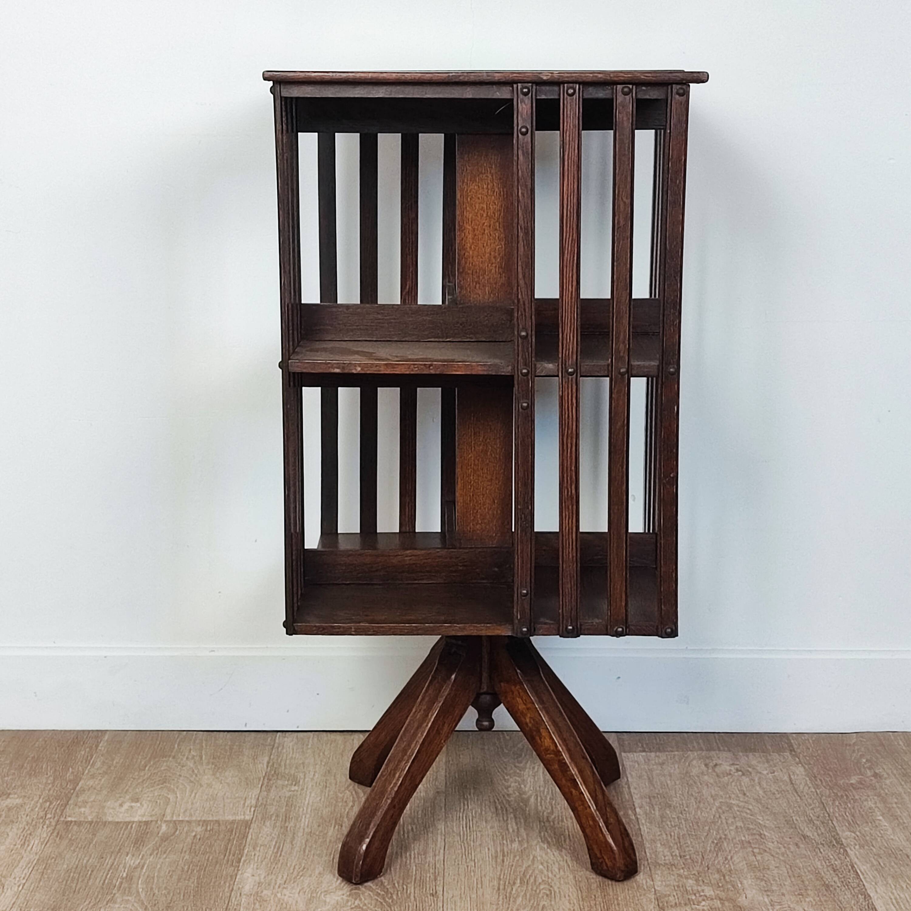 Revolving bookcase