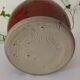 Terracotta lamp base in white.