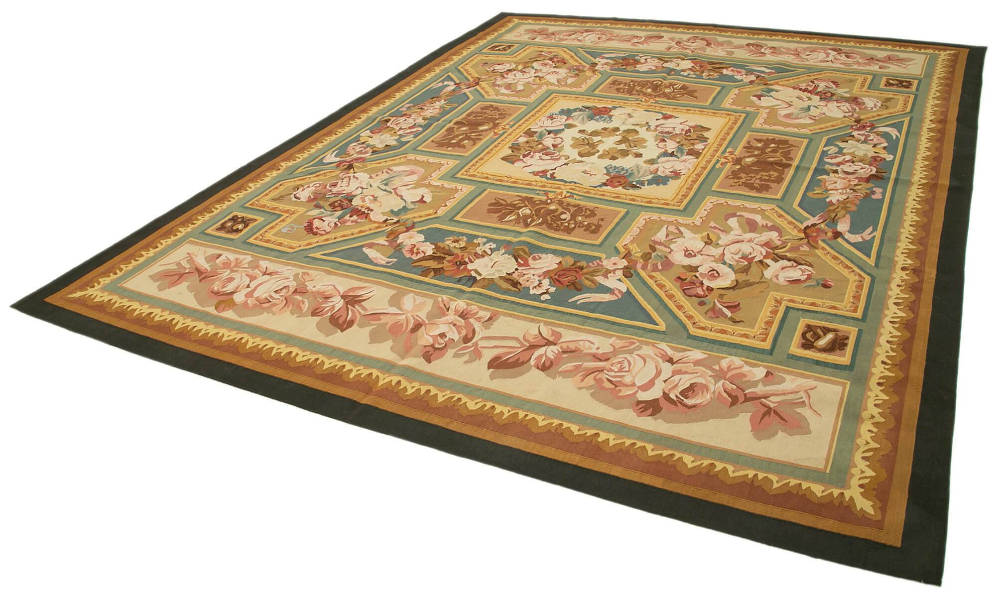 Handmade European Vintage Aubusson Kilim 280 cm x 369 cm