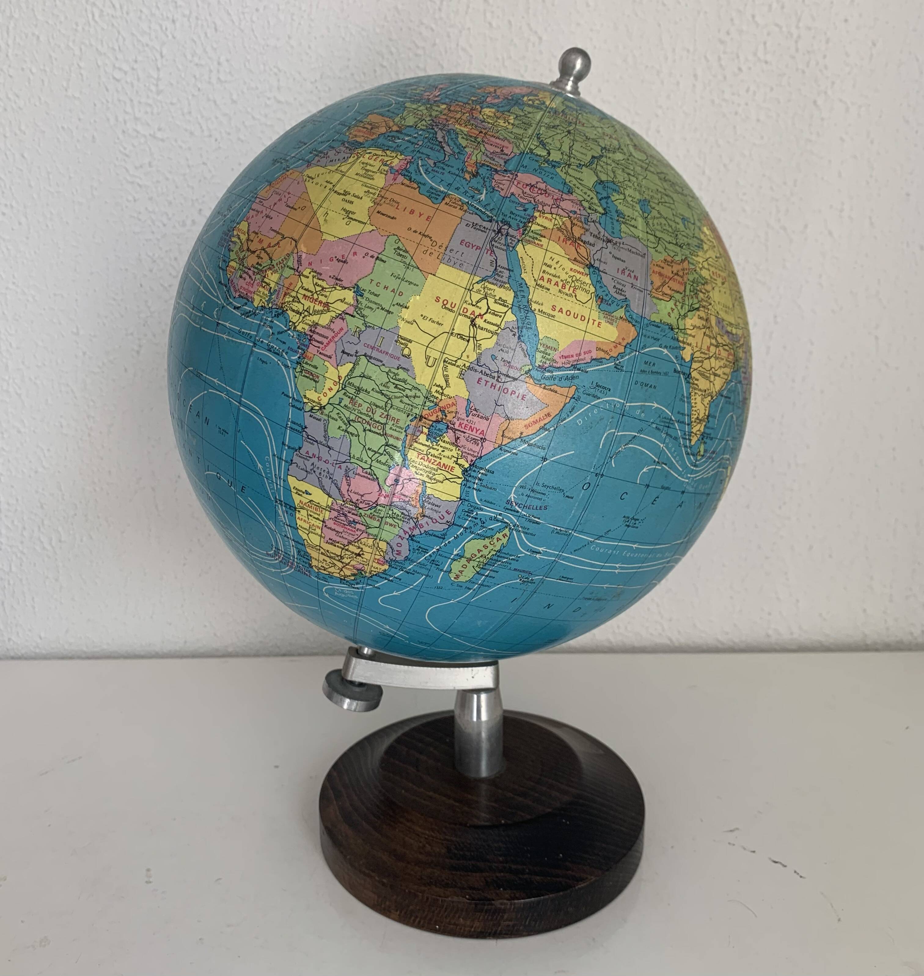 Large vintage 1985 terrestrial globe Taride wood - 38 cm