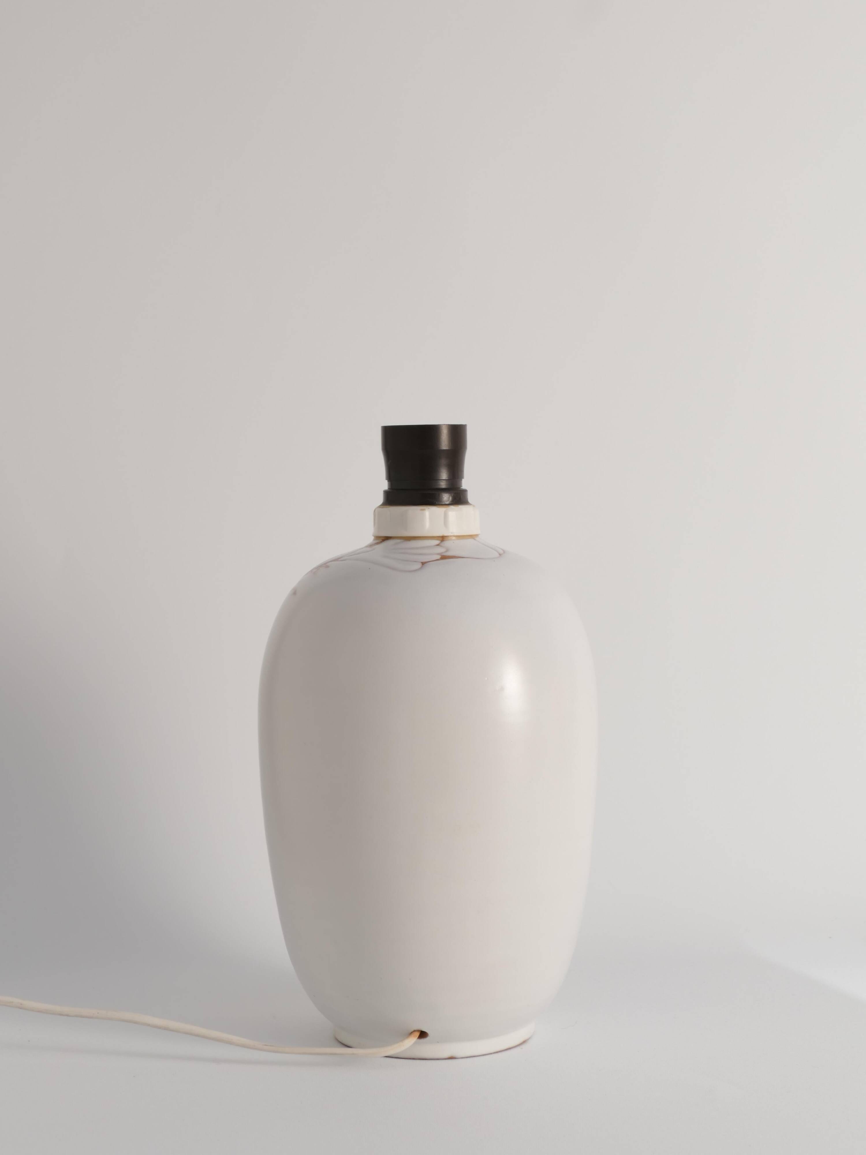 Art Deco White Seashell Motif Table lamp By Anna Lisa Thomson, Upsala Ekeby