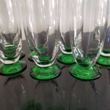 10 flûtes à champagne en verre à pied vert, années 30