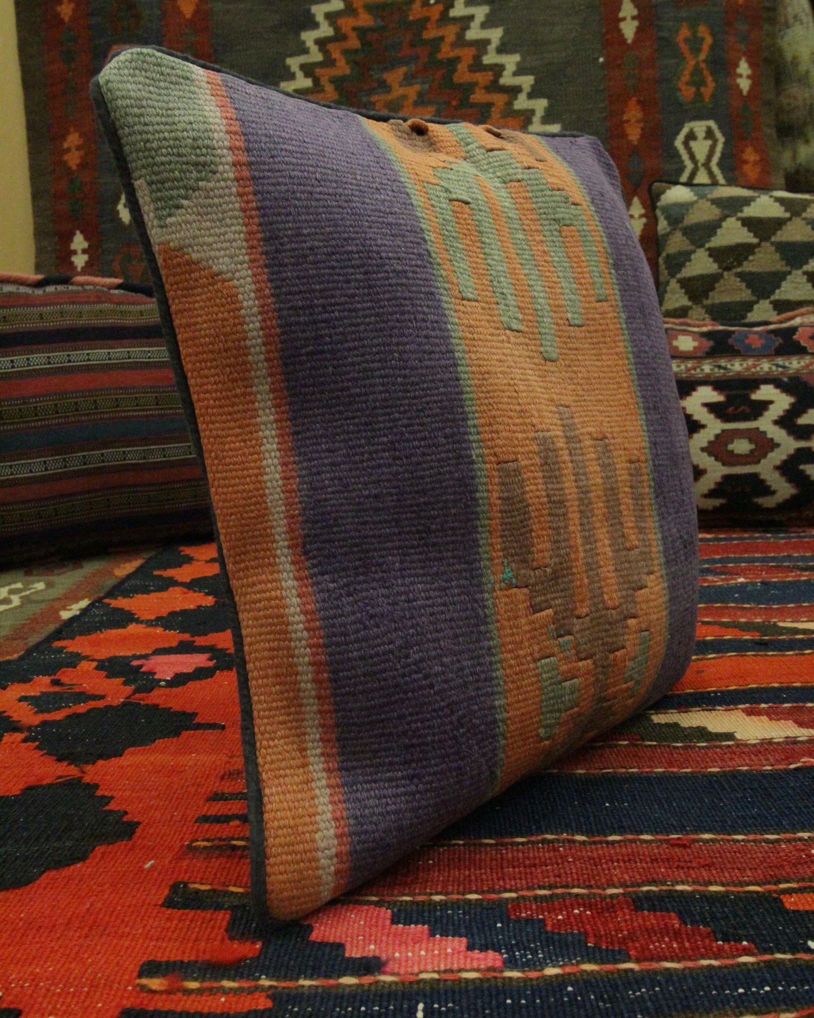 Housse de coussin Kilim rayé fait à la main 37x40cm