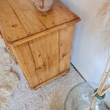 Commode ancienne de style anglais