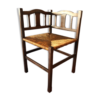 Country corner chair