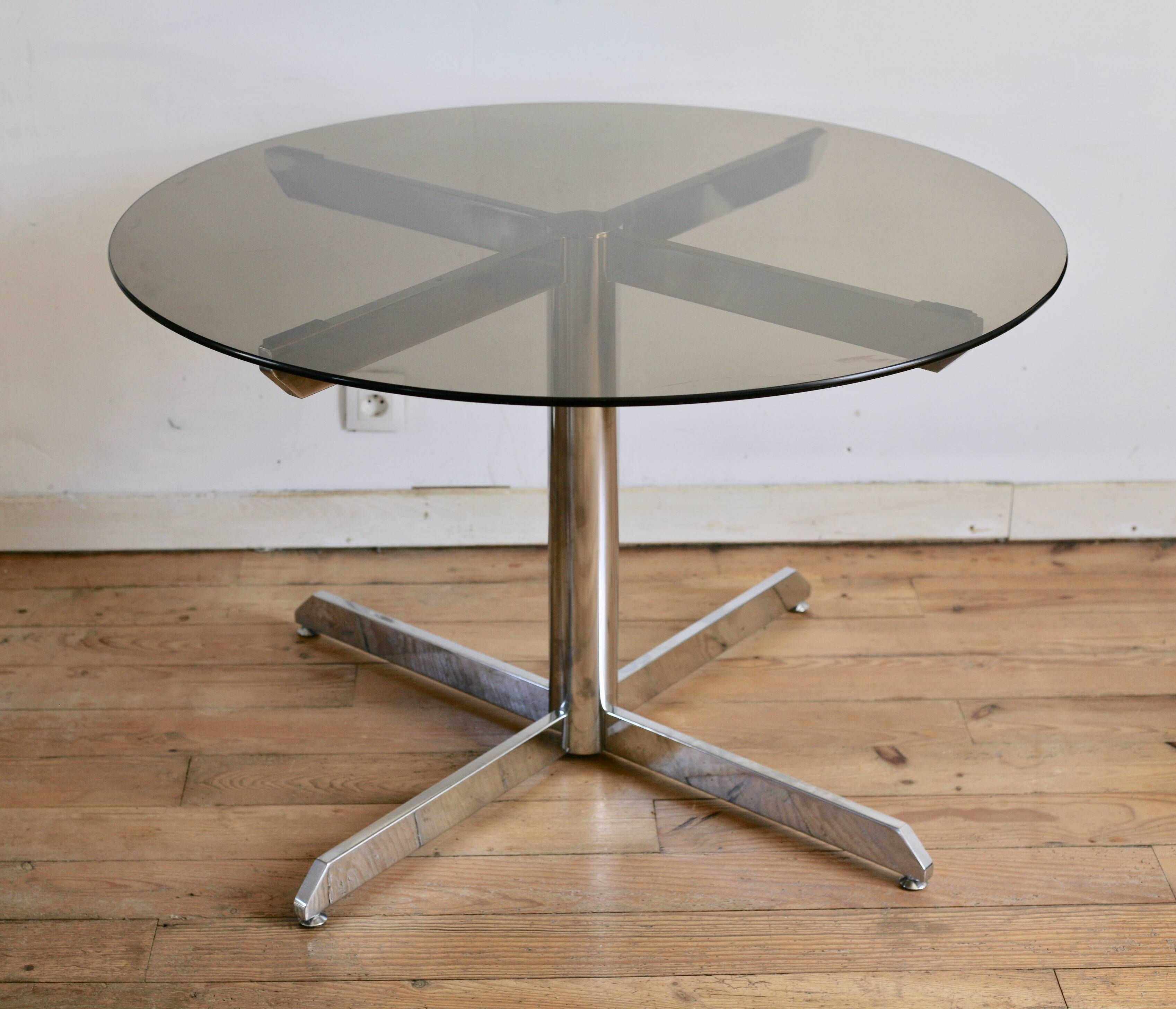 Glass and steel table attributed to Florence Knoll, Roche Bobois edition, 1970s.