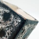 Vase glacé en écume de mer du milieu du siècle