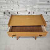 Vintage chest of drawers in light wood