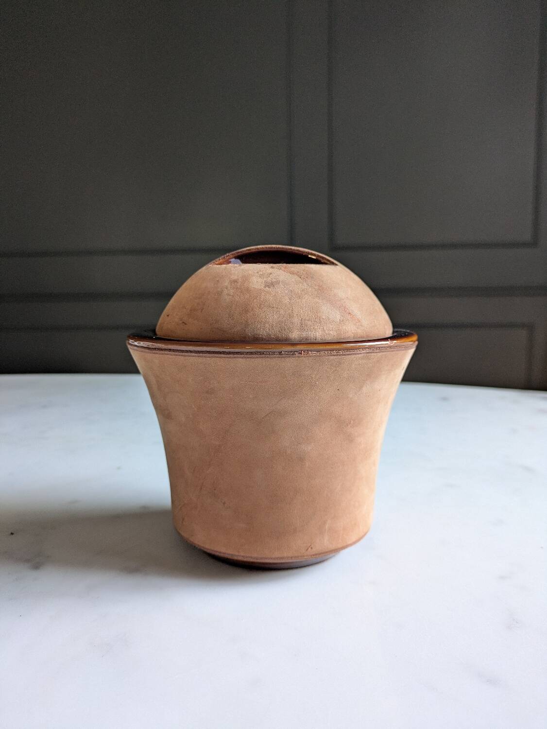Vintage Longchamp tobacco pot