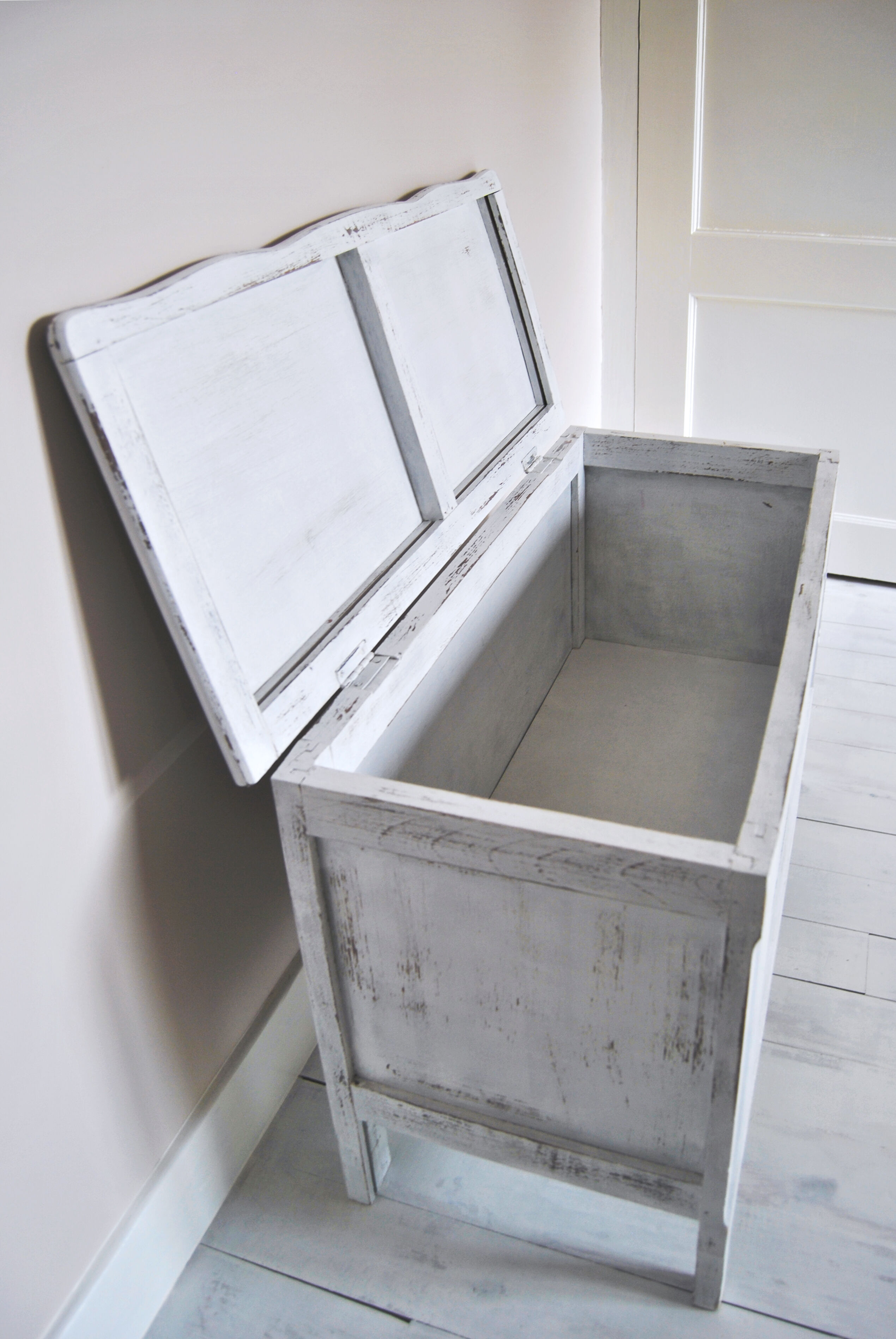 Toy box