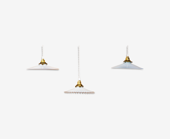 Trio suspensions opaline