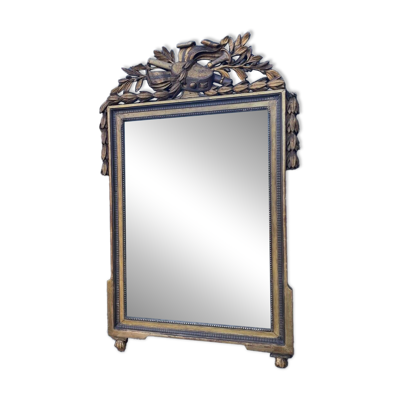 Miroir Louis XVI en bois sculpté et doré XVIIIème siècle