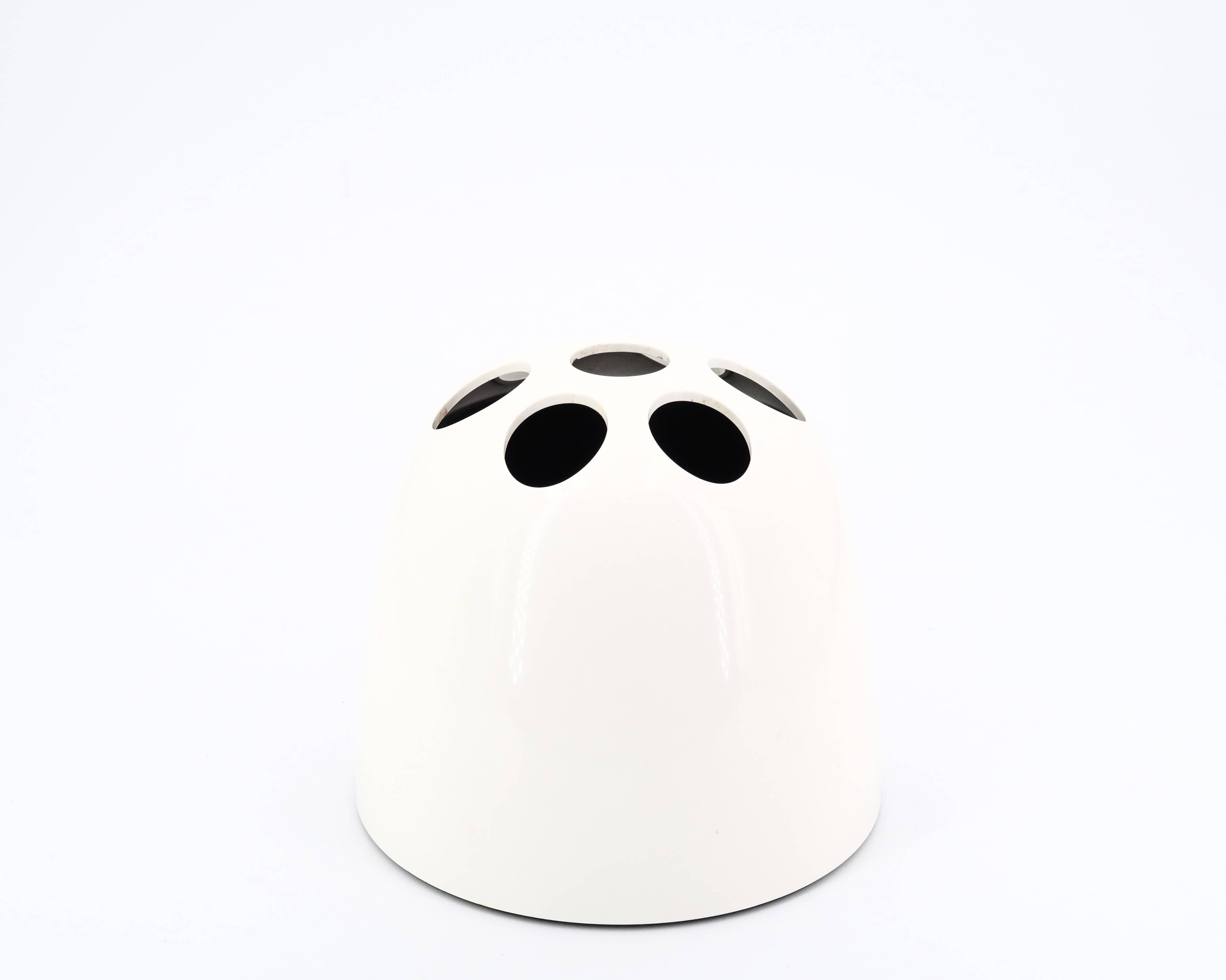 Dedalotto vase in white plastic Artemide