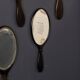 Collection antique du 19ème siècle de vingt-cinq miroirs à main en bois