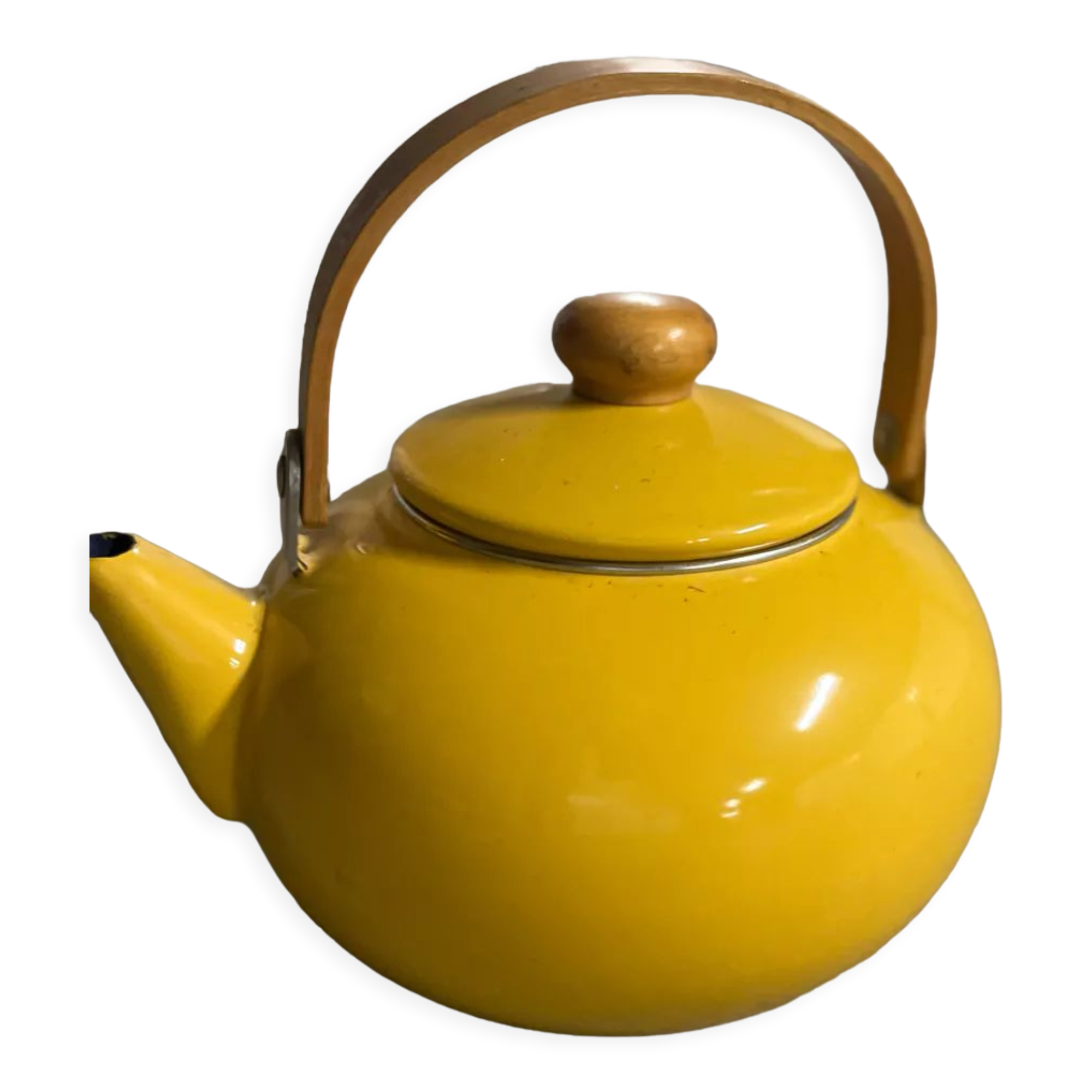 Enamelled kettle