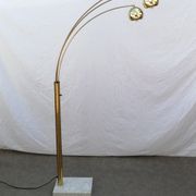 Floor lamp arc 3 globes, Space age in brass and marble by Goffredo Reggiani 1960