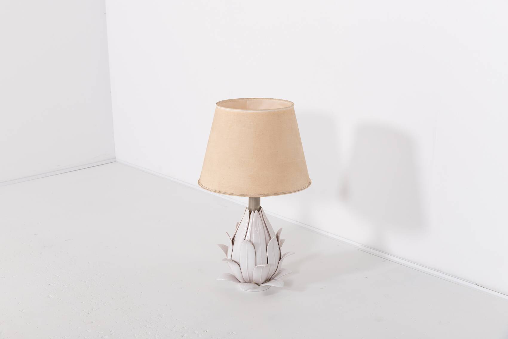 Unique Italian design ceramic ‘Flower’ lamp, 1970’s