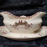 Gravy boat