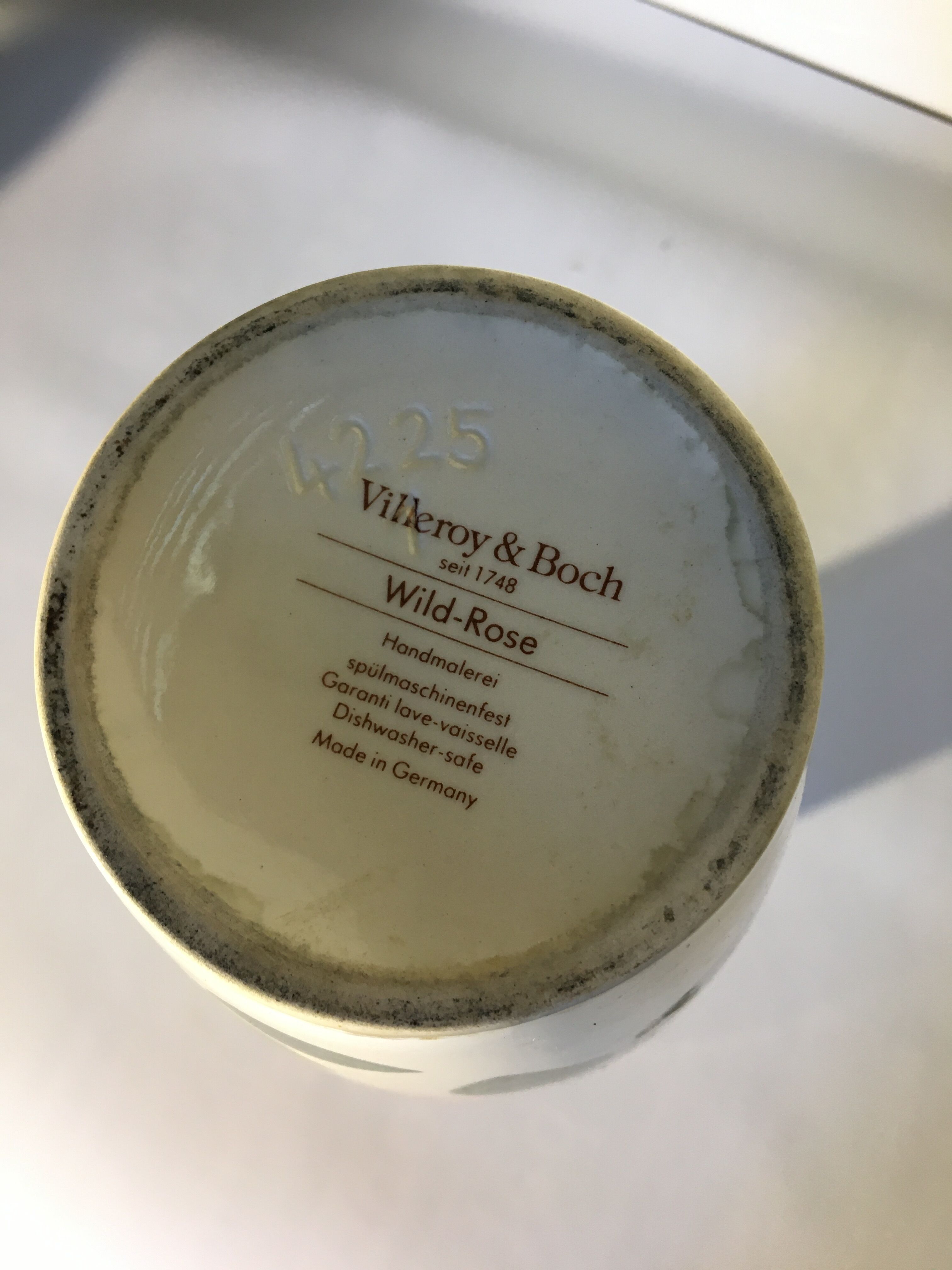 Vase Villeroy and Boch model Wild-rose
