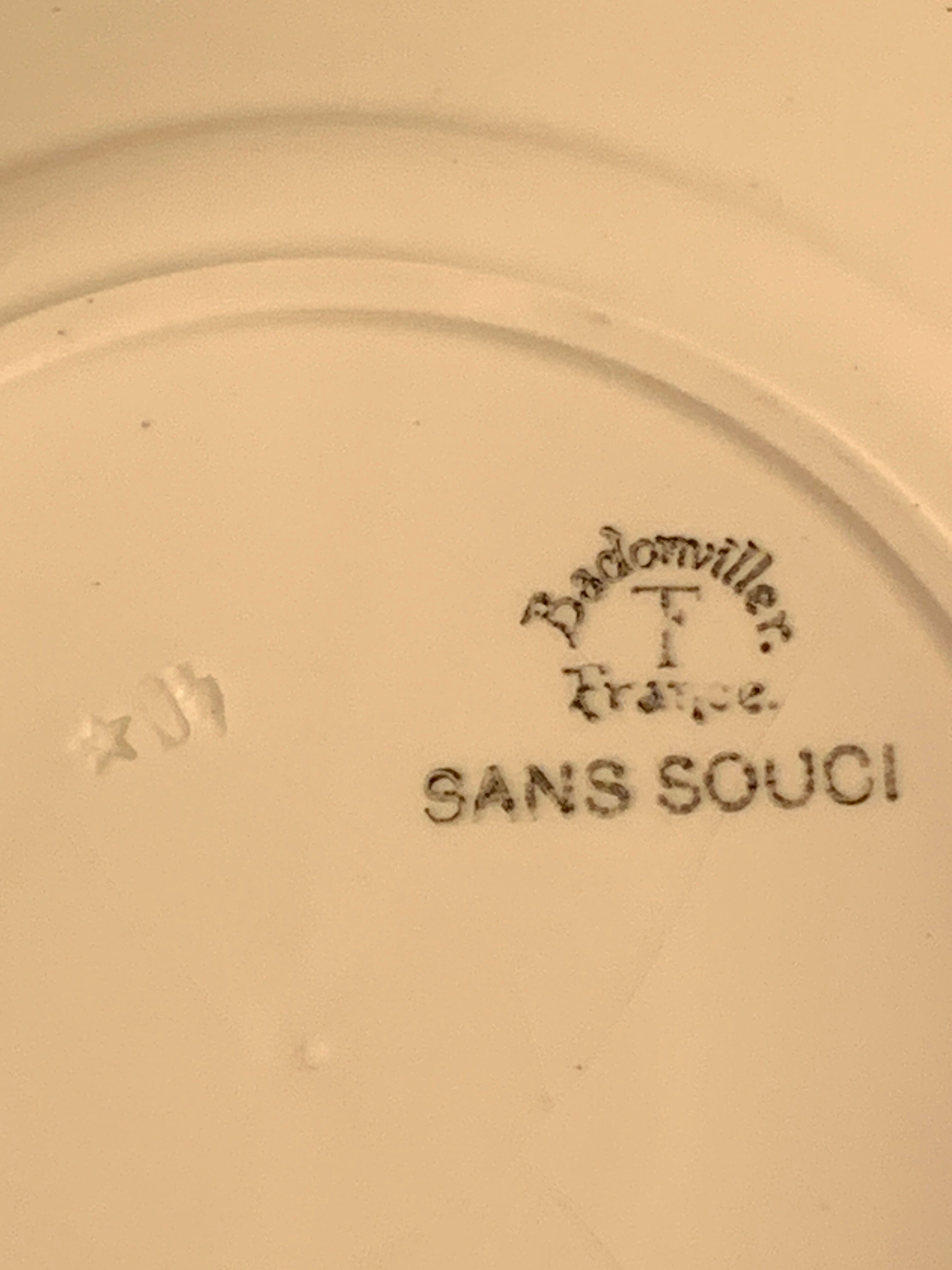 5 flat art deco plates signed Badonviller, Sans Souci model