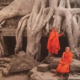 Framed photo "Buddhist children, Angkor"