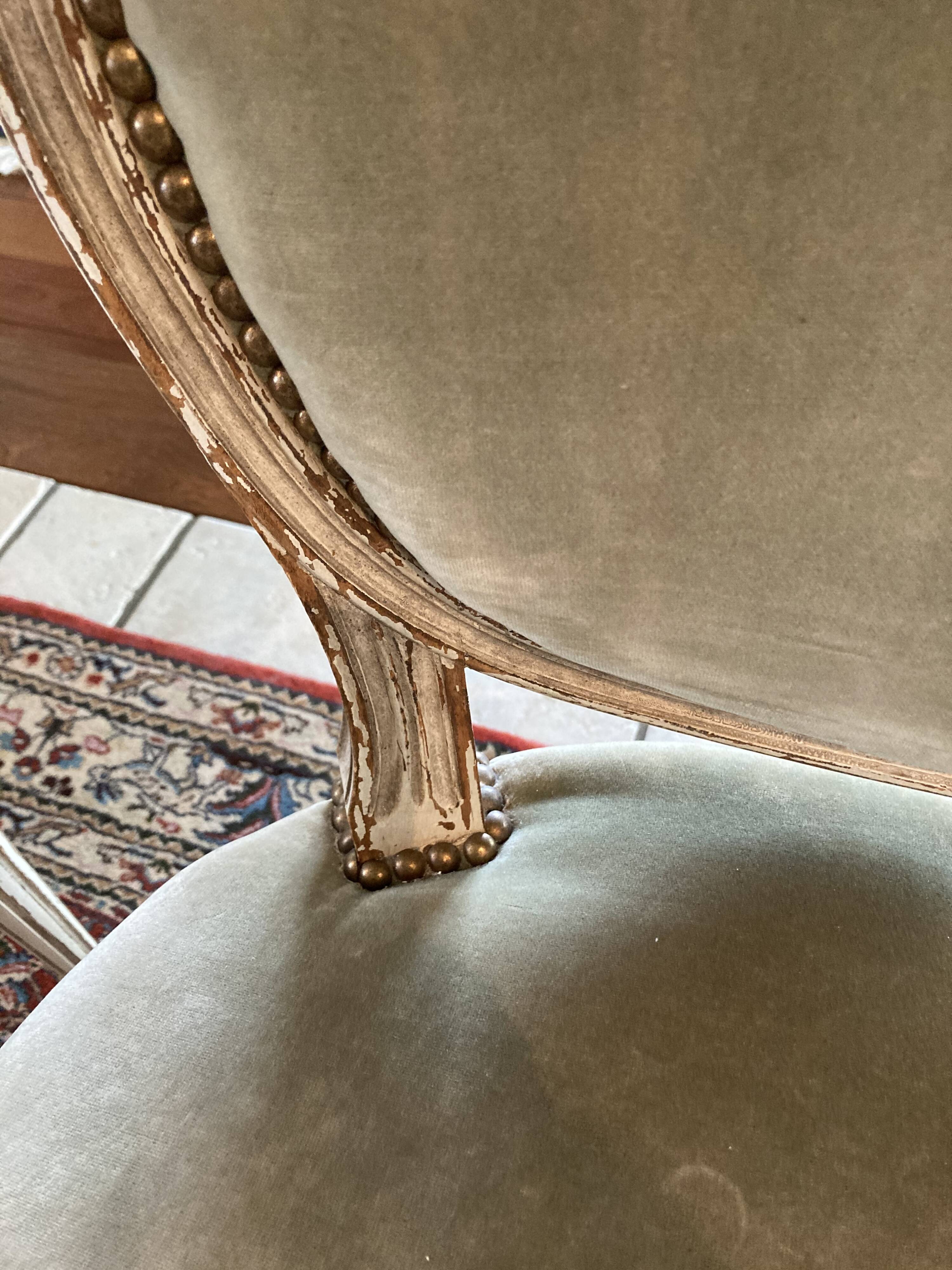Pair of louis XVI-style medallion chairs