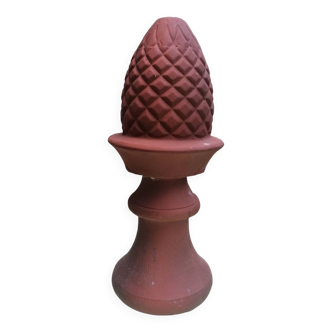 Ridge cap shaped like a pine cone