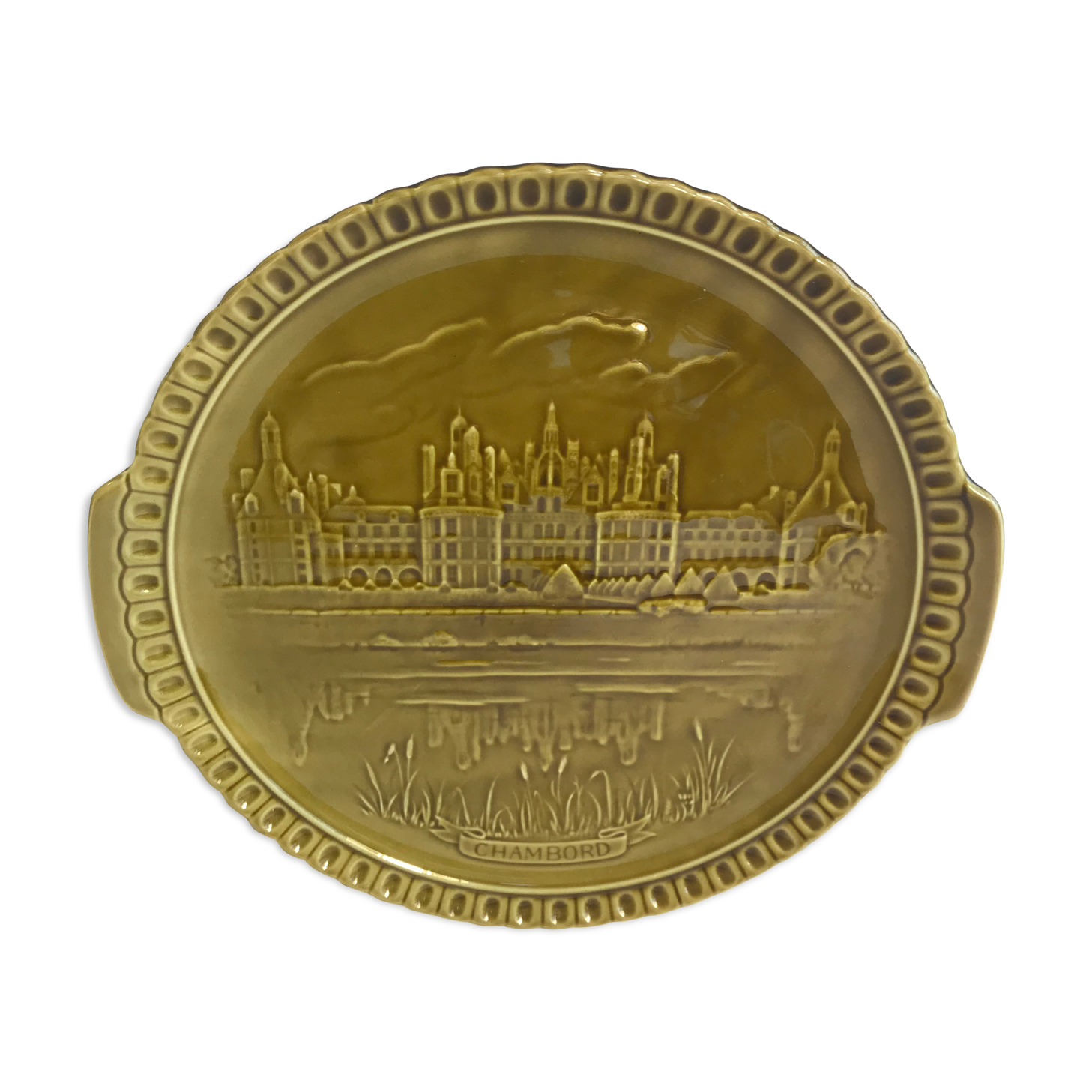 Old dish Gien, drawing chateau chambord in relief and vintage green ceramics