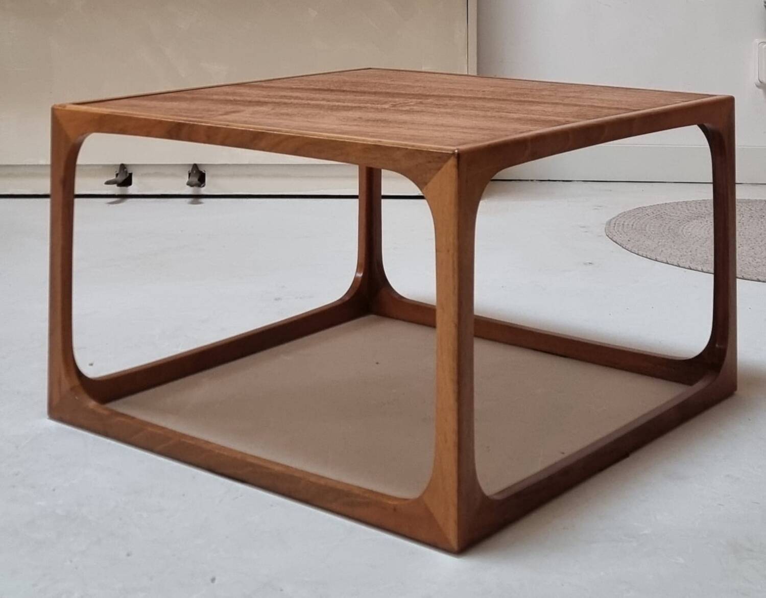 Table basse du milieu du siècle