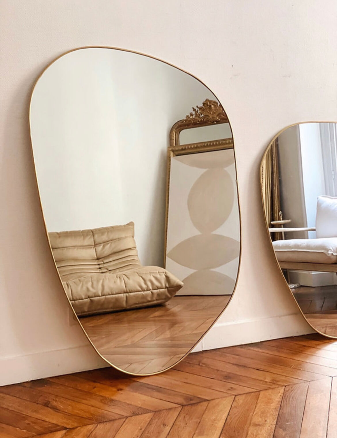 IRREGULAR TRAPEZE MIRROR ORGANIC GOLDEN BRASS MINIMALIST