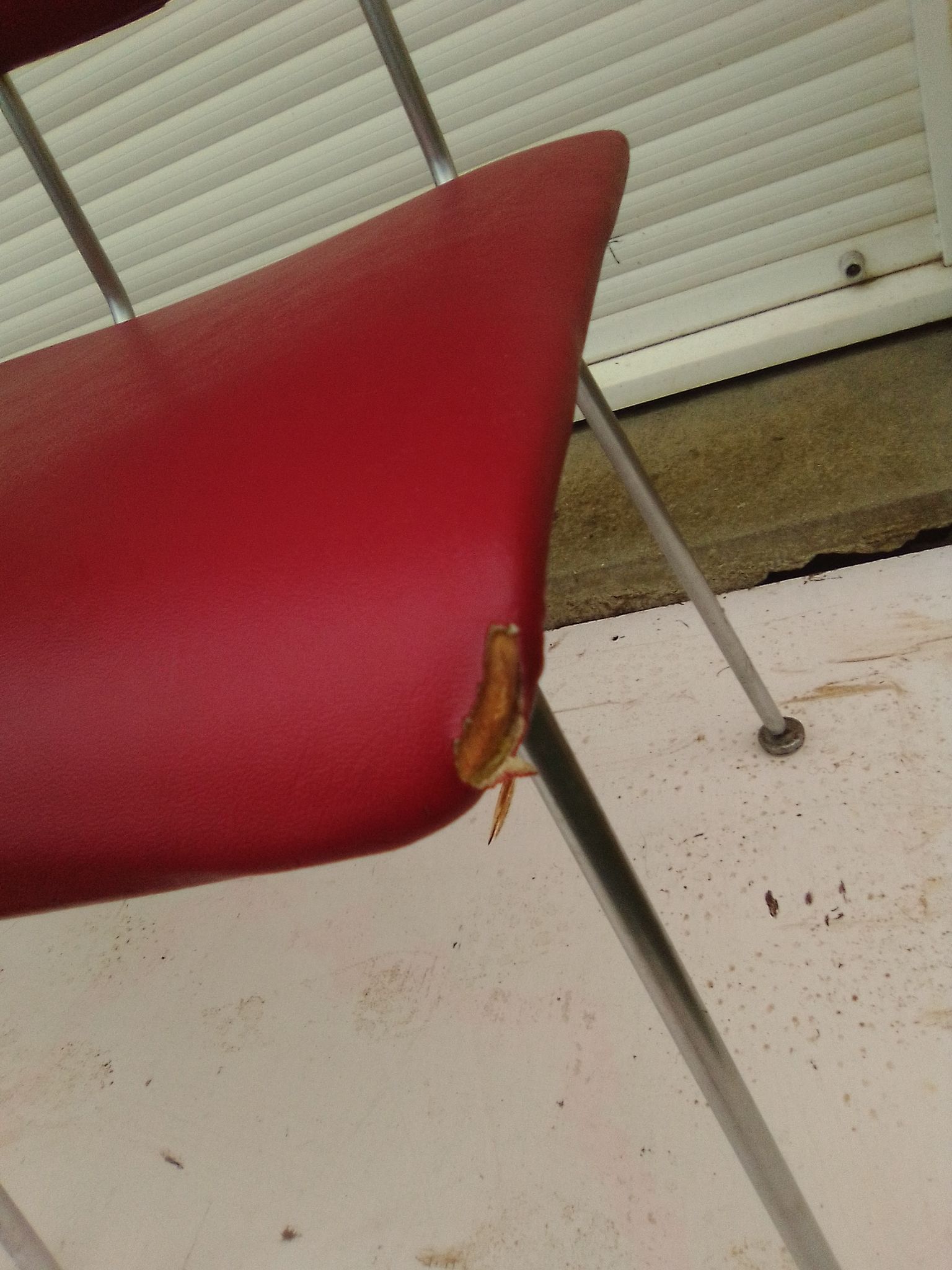 2 chairs in red skaï metal struxture 70s
