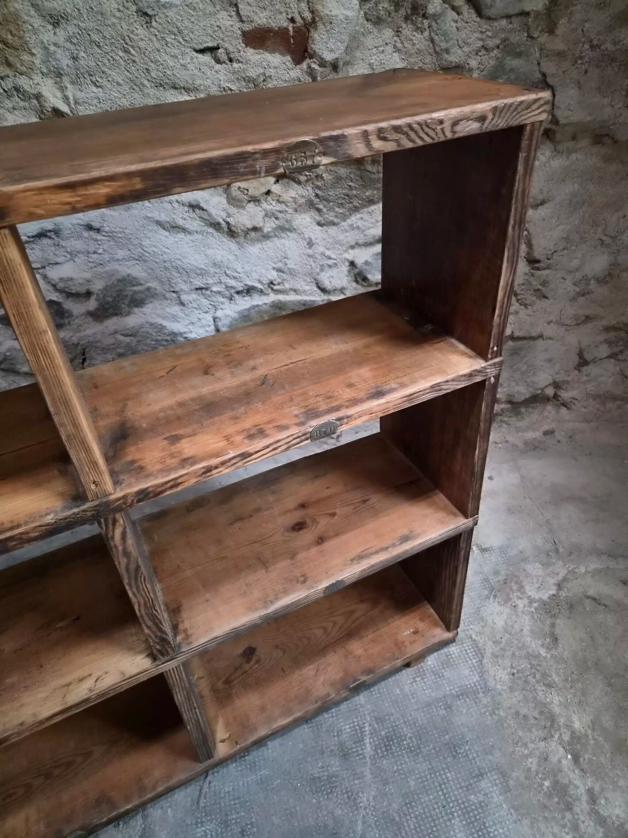 Old workshop shelf in French pine, industrial shoe cabinet, around 1900.